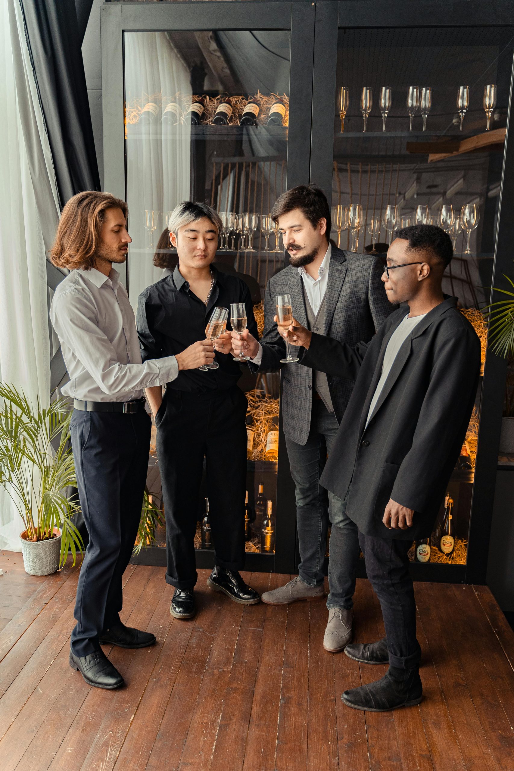 Dress to Impress: The Ultimate Party Outfit Guide for Men